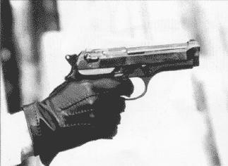 Beretta pistol Model 92SB action 1