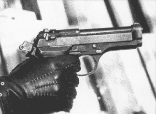 Beretta pistol Model 92SB action 2
