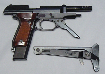 Beretta ful auto pistol model 93R berettacollection.com RH